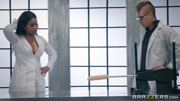 Jenna Fox y la máquina de masturbación