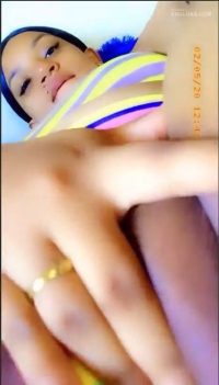 Viral xxx de la dominicana Kyla Bitch masturbandose