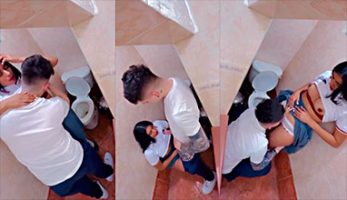 Follando en el baño de la escuela y un cabron nos pillas