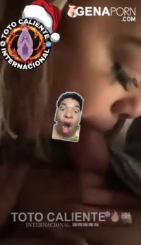 Jenn Quezada tragando guebo hasta sacar leche