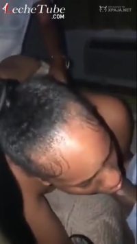 Trio intenso con la morena del barrio