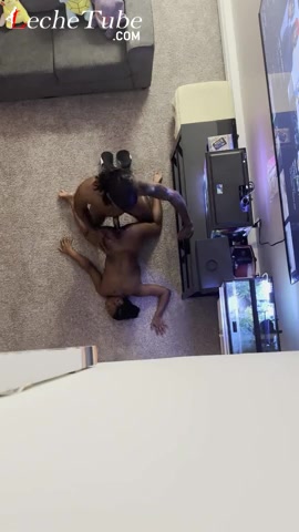 Cogiendo duro a mi novia mientras la grabo