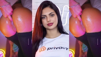 Follando el culo enorme de brenda trindade